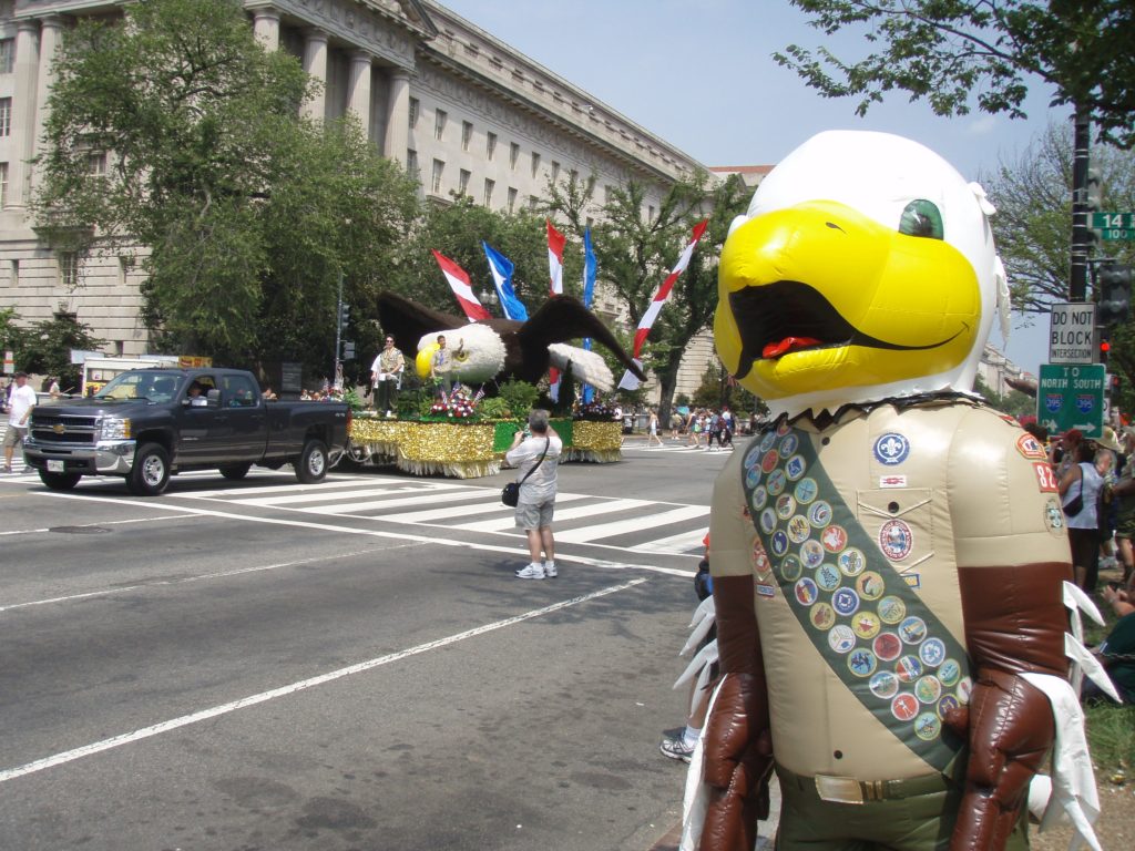INFLATABLE BOY SCOUT EAGLE COSTUME